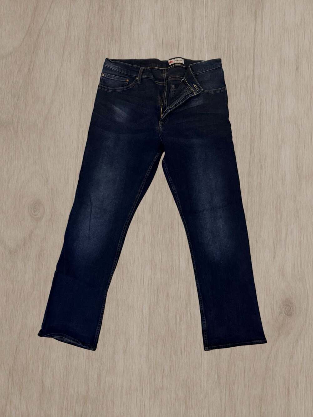 Wrangler Men's Straight Fit Dark Wash Jeans Size 34x30